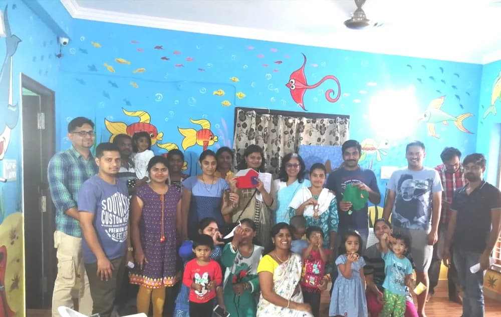 Group photo of parents and children at the talk